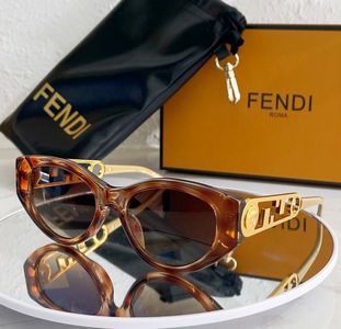 Fendi Sunglasses 385
